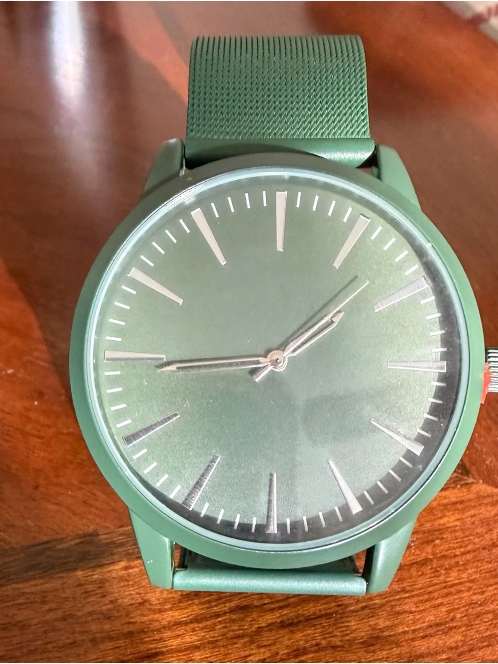 NIB International Concepts Olive Green Men's Minimal Mesh Strap Watch